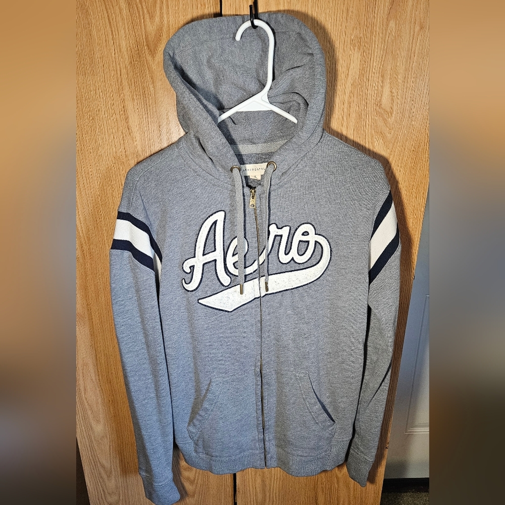 Men's Aeropostale Grey Zip-Up Sweatshirt [Medium]